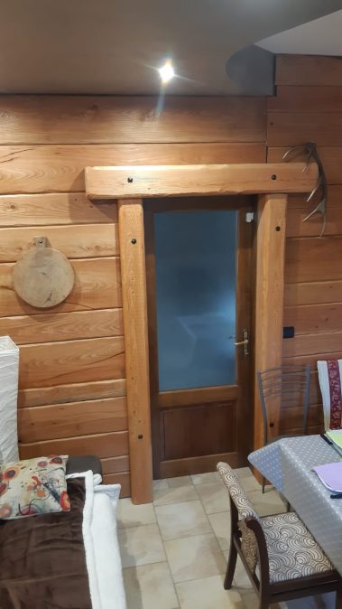 Ristrutturazione Baita in alto Canavese con travi in larice Segheria e Legnami Chiabotti